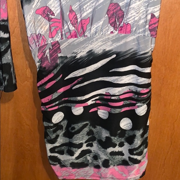 Dress - Picture 6 of 6